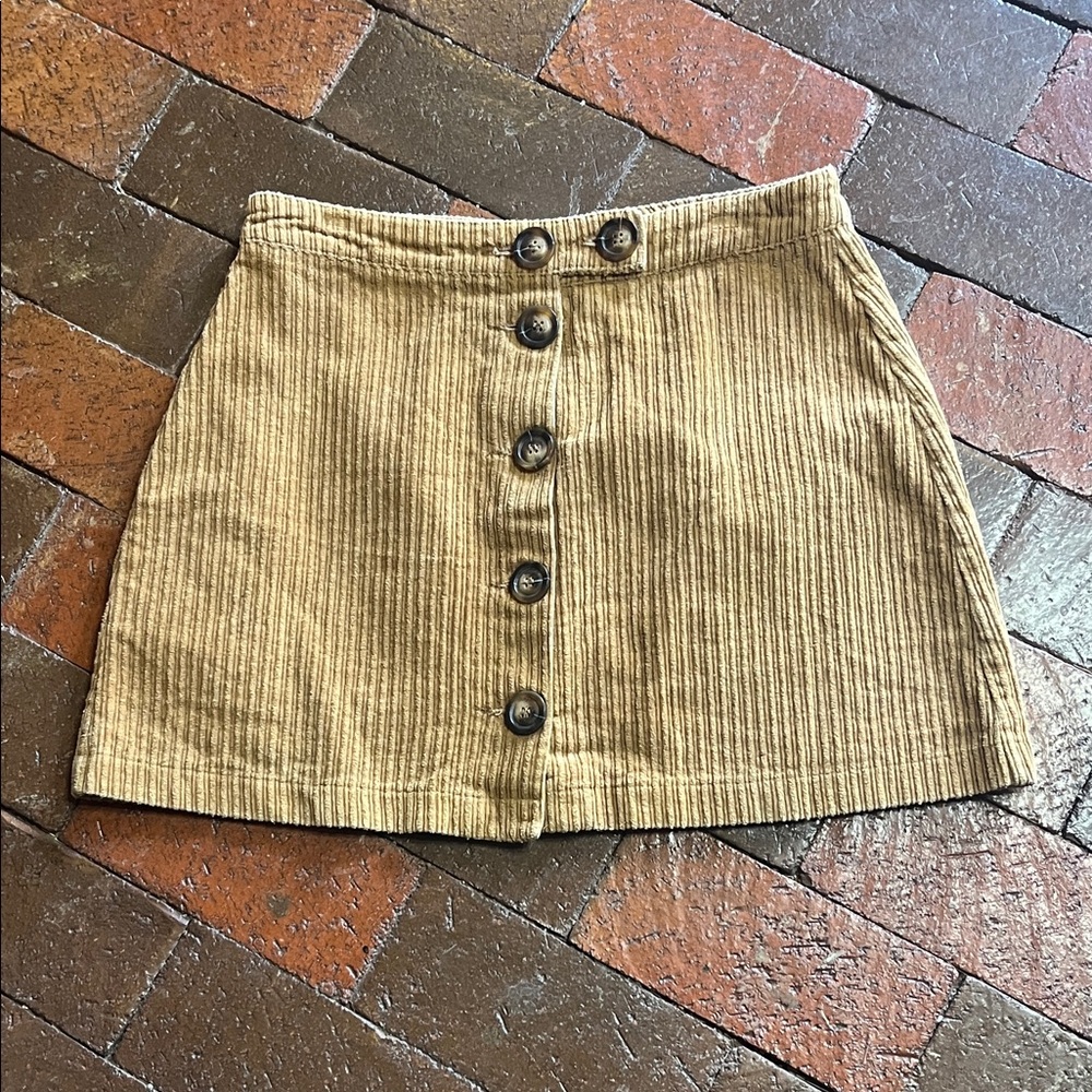 Size JUNIOR Medium Chelsea & Violet Button-Front Brown Corduroy Skirt